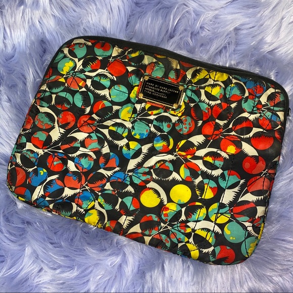 Marc By Marc Jacobs Handbags - Marc By Marc Jacobs Multicolored Laptop Zip Sleeve